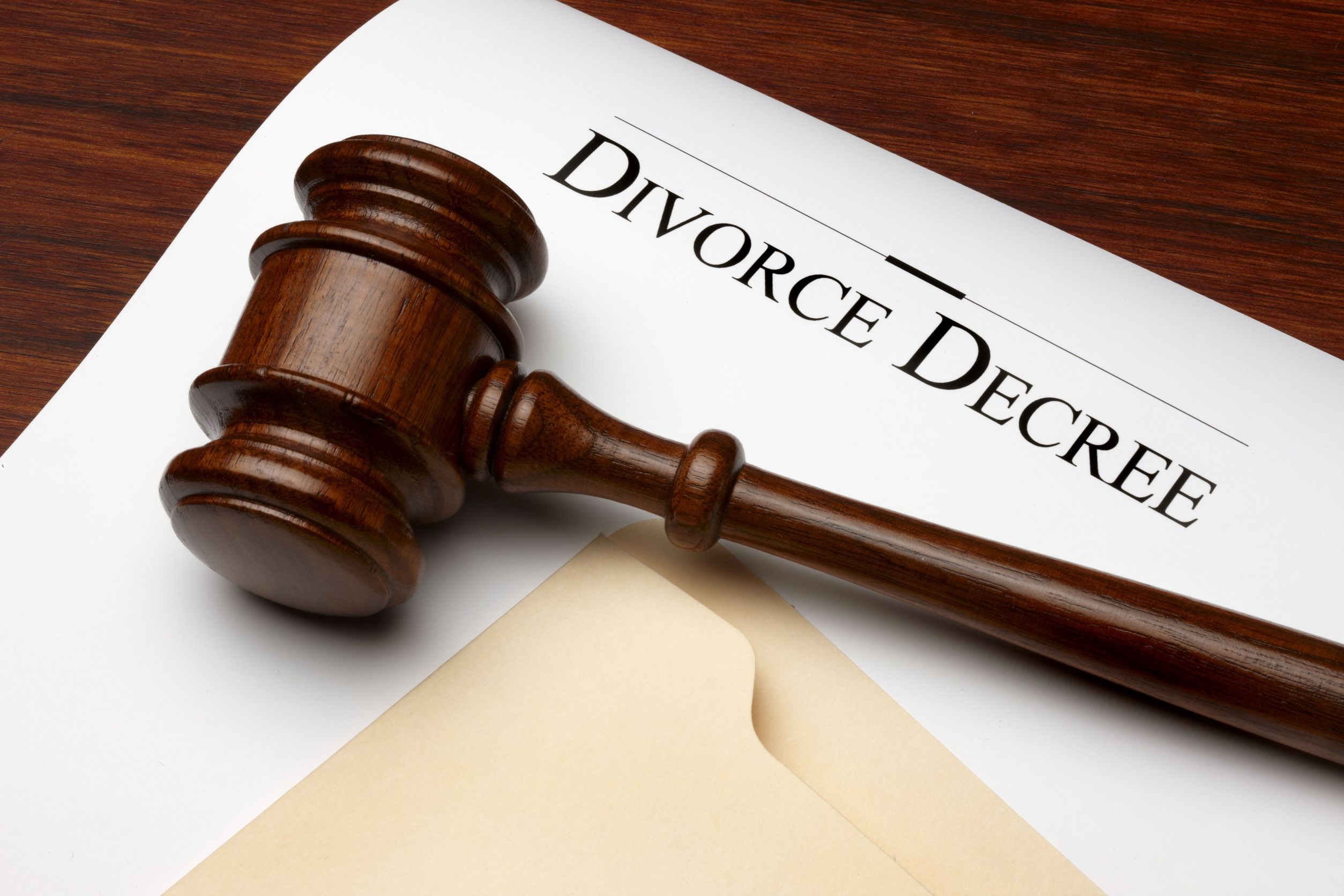 A Divorce Law Attorney in Blue Springs MO Can Provide Advice on Matters of Property Division